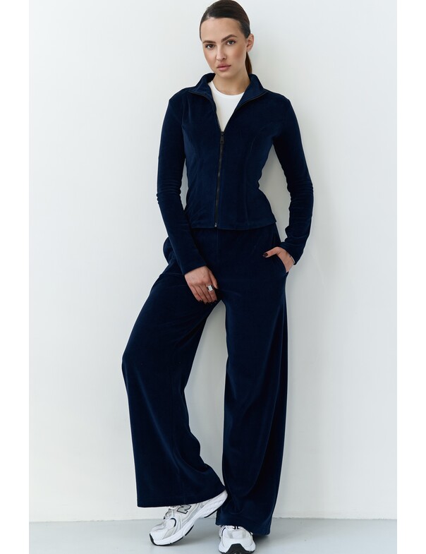 Штаны прямого кроя из велюра