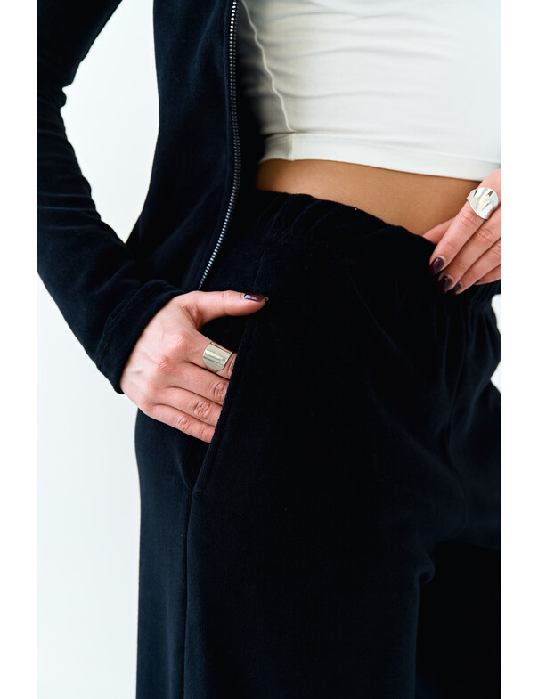 Штаны прямого кроя из велюра