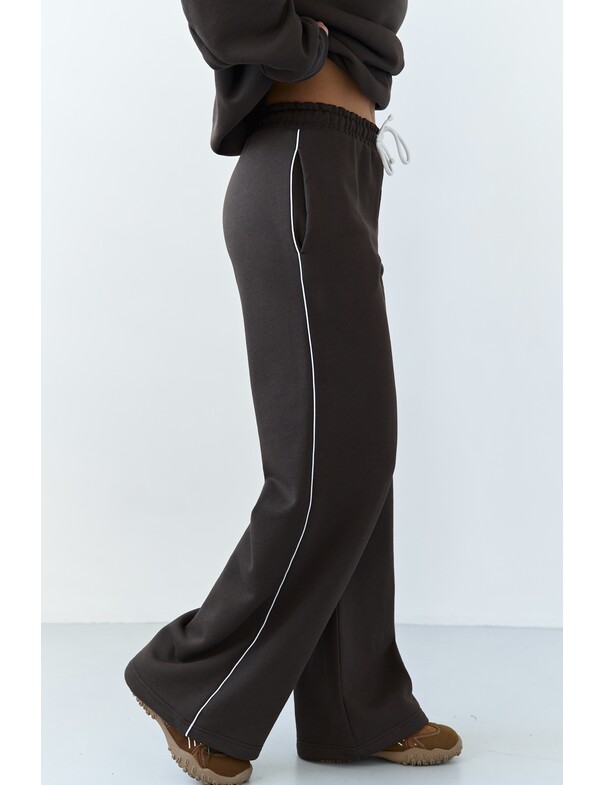 Штаны с кантом из плотного хлопка