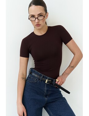 Футболка скіні