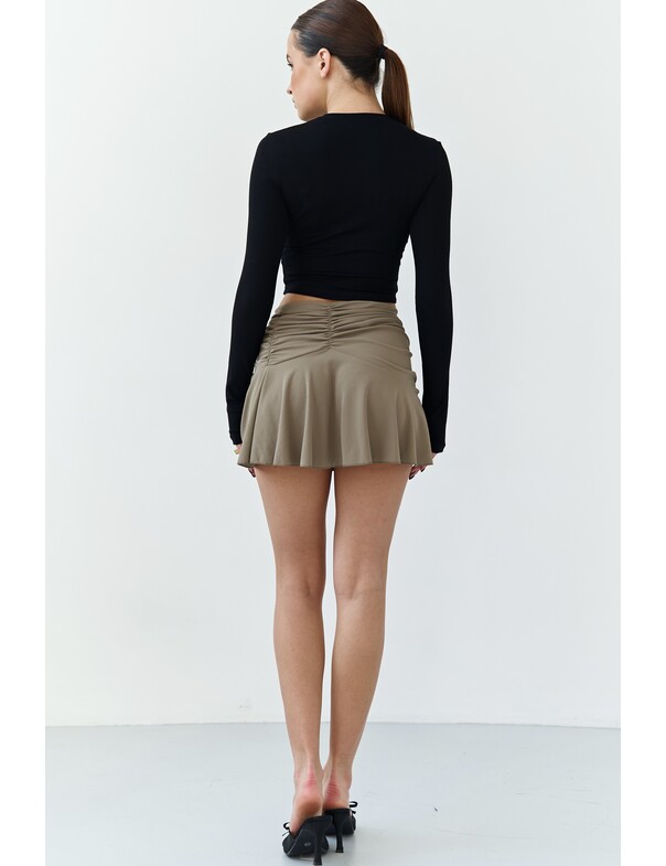 Лонгслив топ с вырезом на пальчик