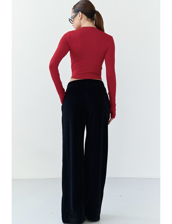 Лонгслів топ з вирізом на пальчик