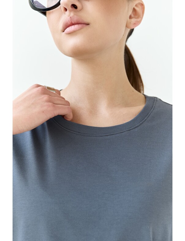 Жіноча футболка коттон колір чорний 1