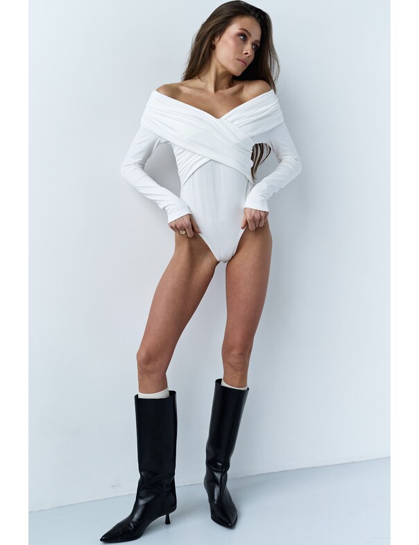 Боді з драпіровкою на запах