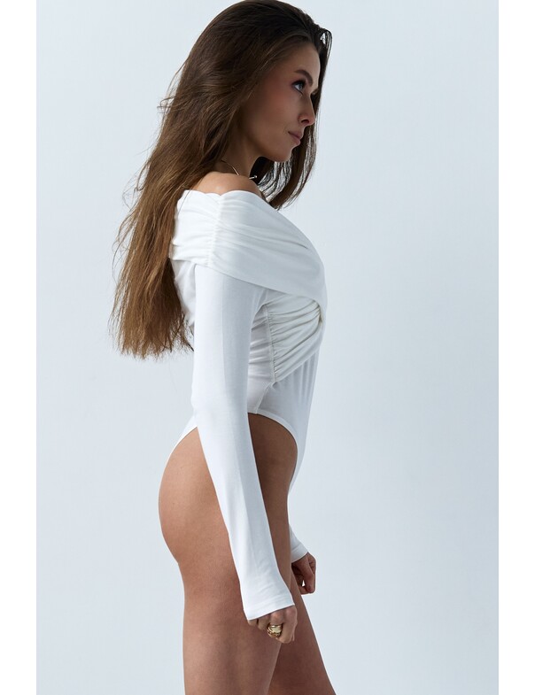 Боді з драпіровкою на запах