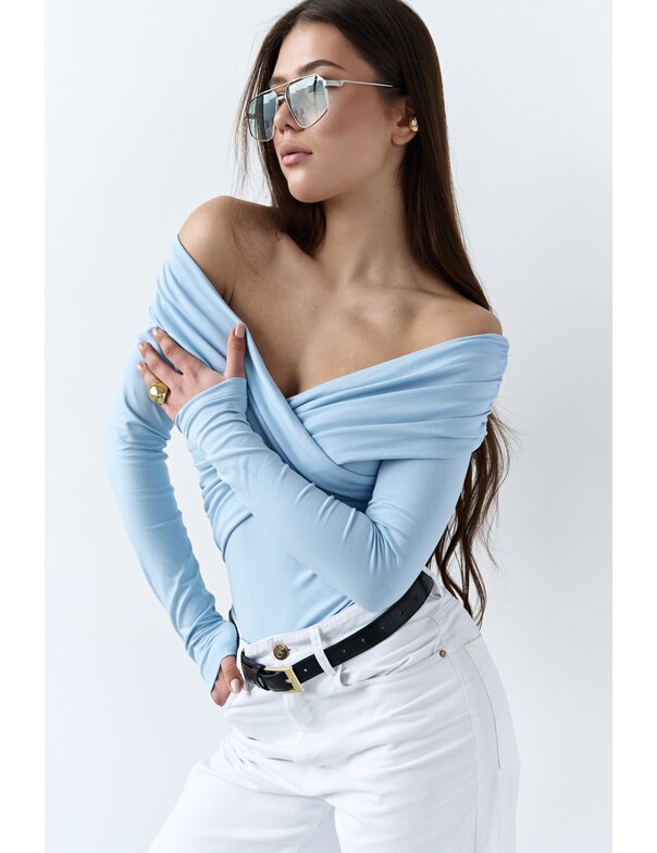 Боди с драпировкой на запах