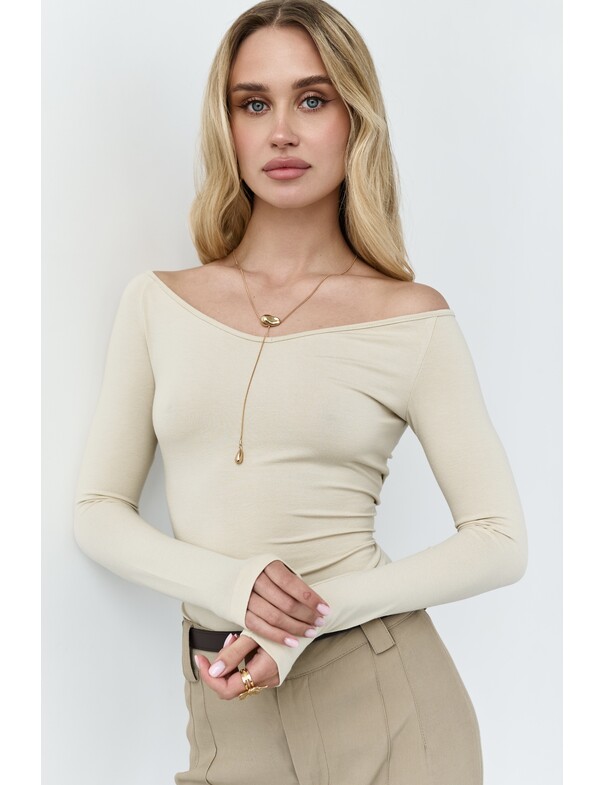 Лонгслив с открытыми плечами