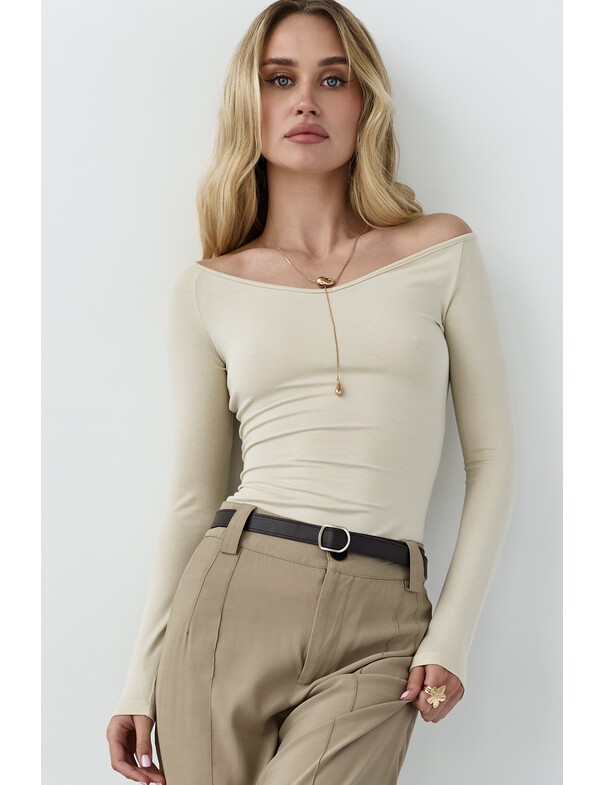 Лонгслив с открытыми плечами