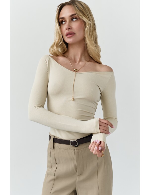 Лонгслив с открытыми плечами