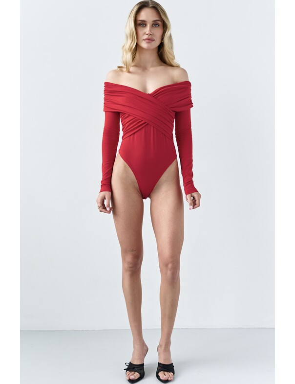 Боди с драпировкой на запах