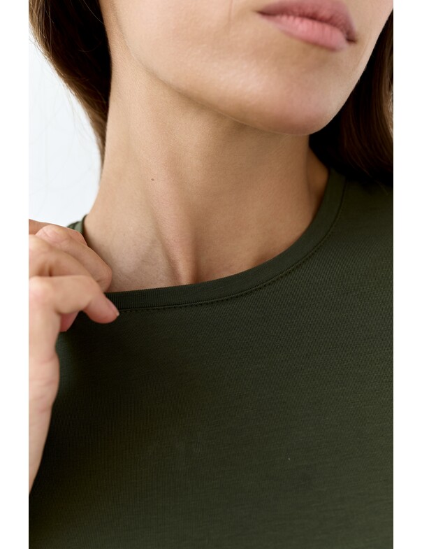 Футболка слім