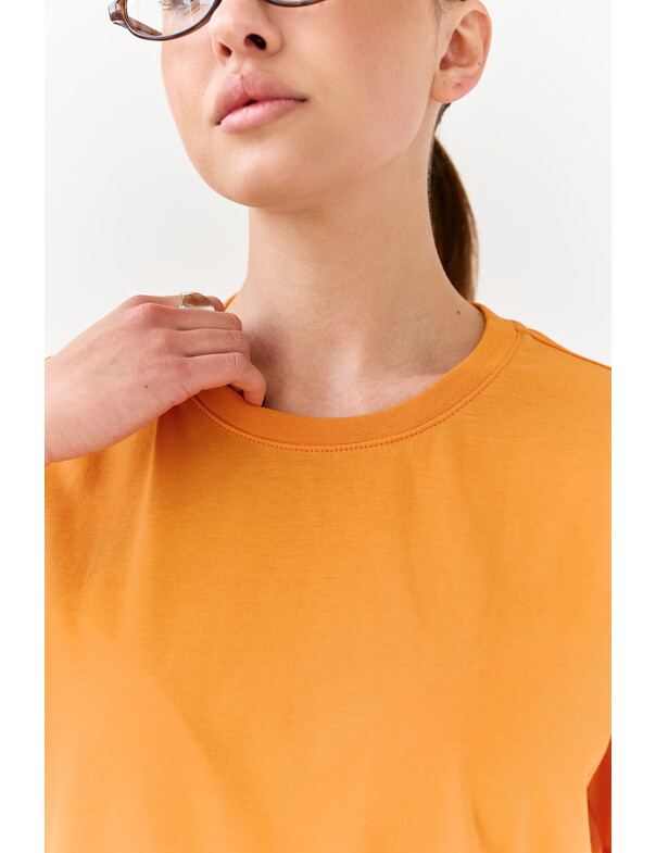 Жіноча футболка коттон колір чорний 1