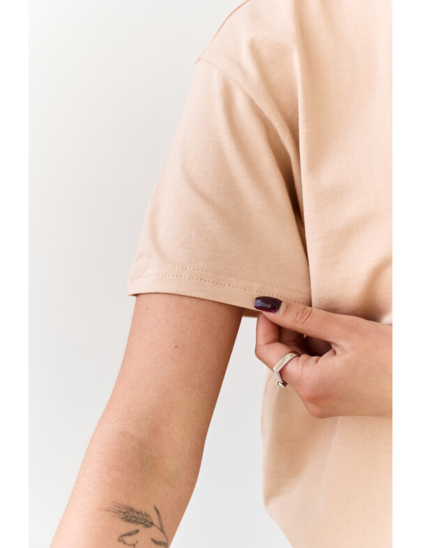 Жіноча футболка коттон колір чорний 1