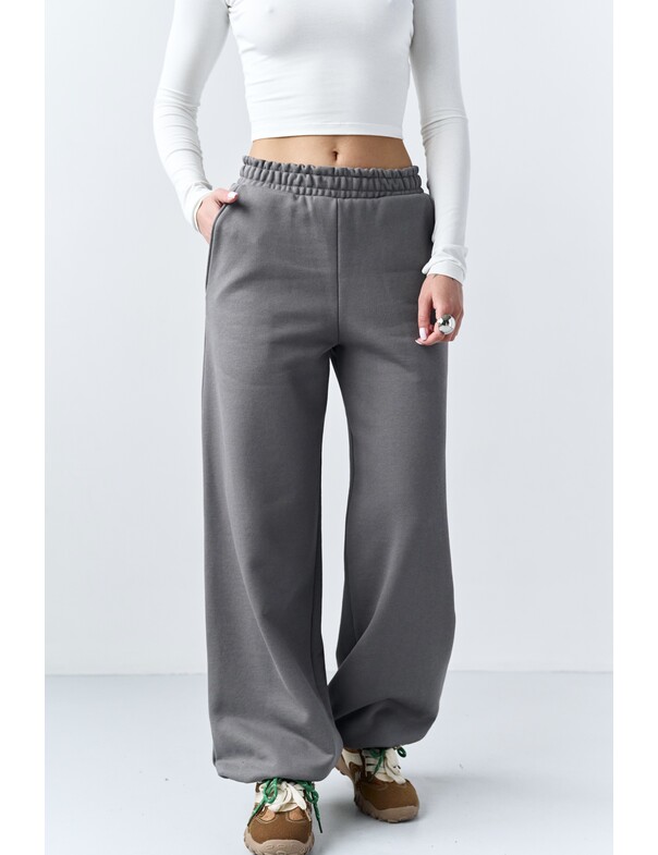 Штаны на стяжках из плотного хлопка