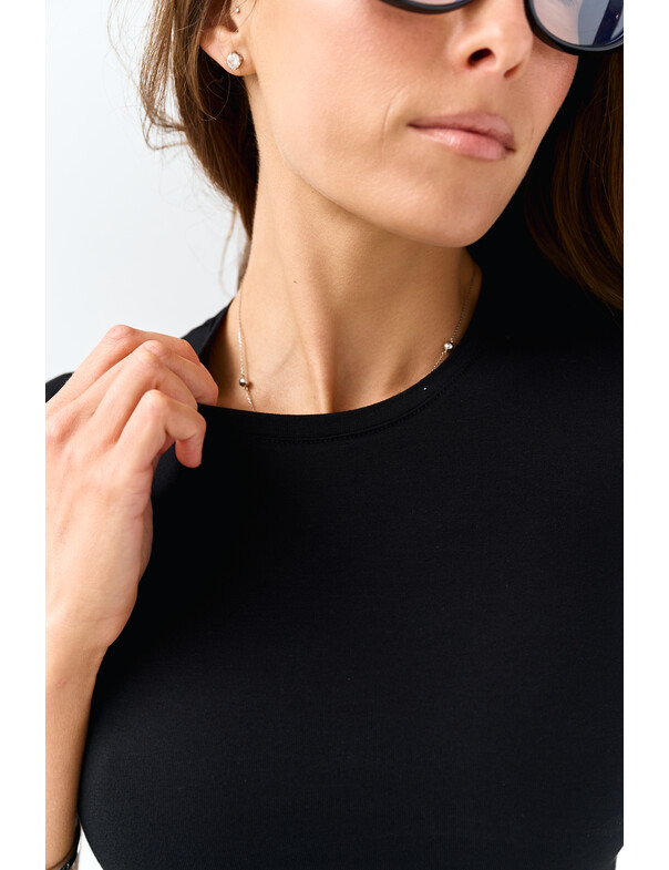 Футболка скинни