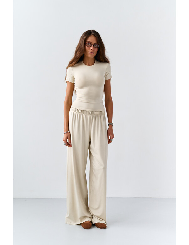 Футболка скинни