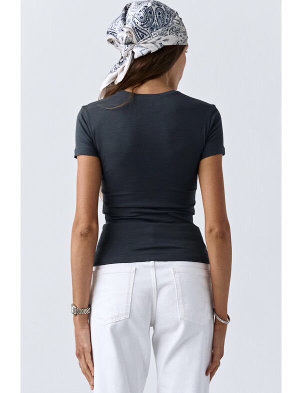 Футболка слім