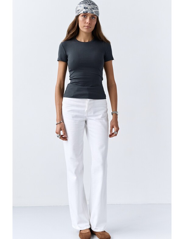 Футболка слім