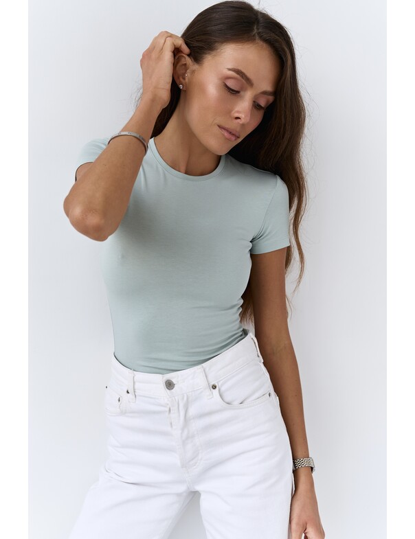 Футболка слім