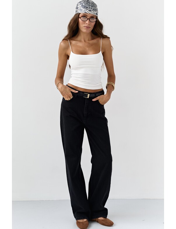 Женская майка на тонких бретелях