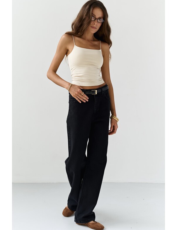 Женская майка на тонких бретелях