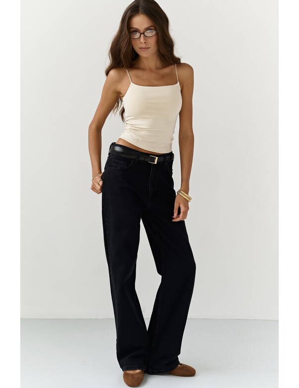 Жіноча майка на тонких бретелях 0