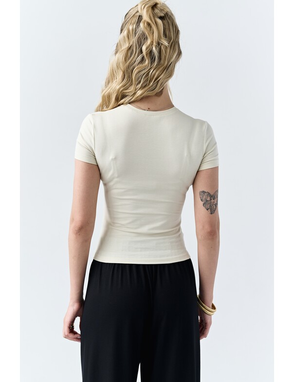 Футболка асимметричная со сборкой