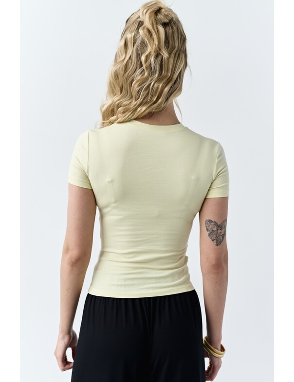 Футболка асиметрична зі збіркою