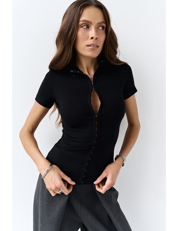 Футболка на гачках