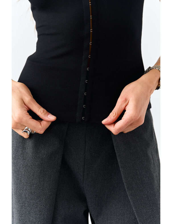 Футболка на гачках