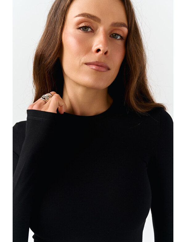 Лонгслив топ с вырезом на пальчик