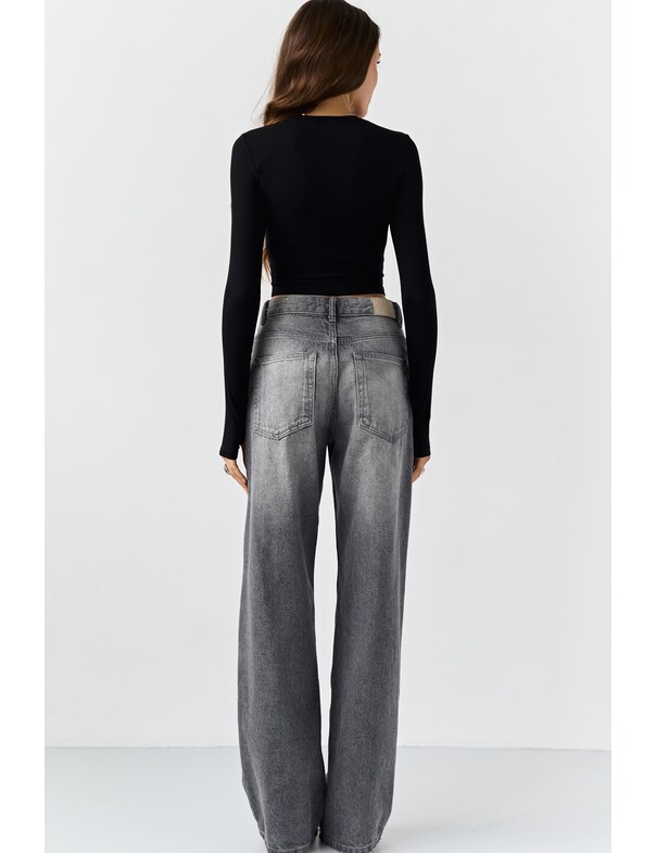 Лонгслів топ з вирізом на пальчик