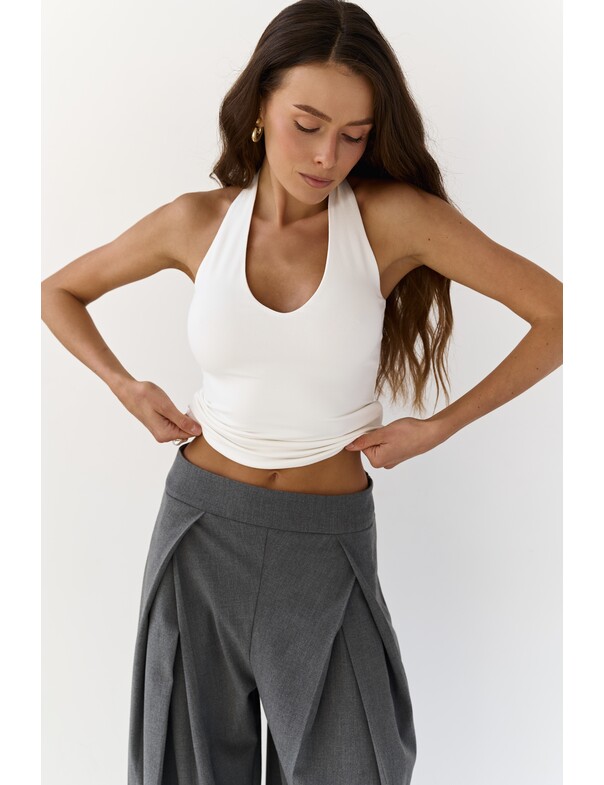 Майка с открытой спиной