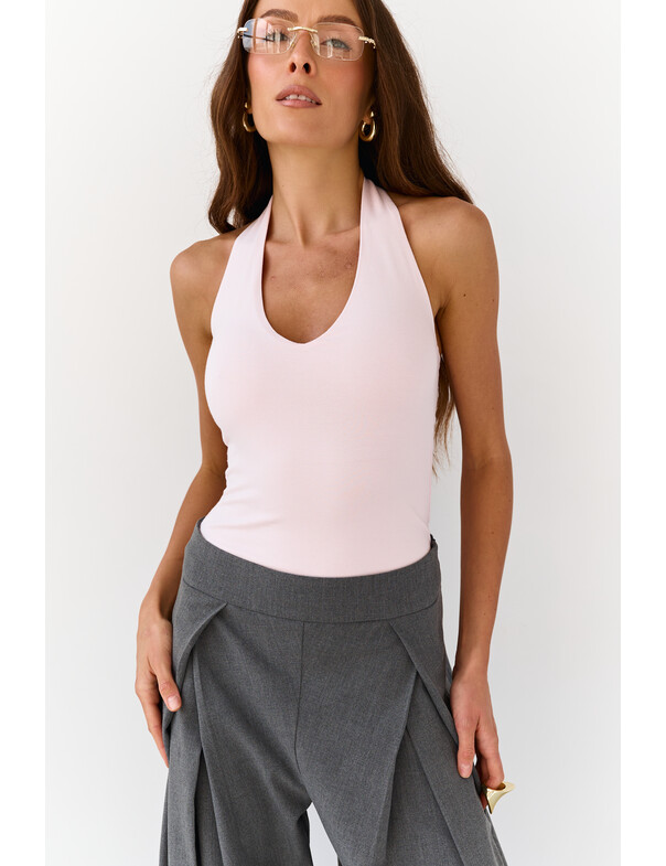 Майка с открытой спиной