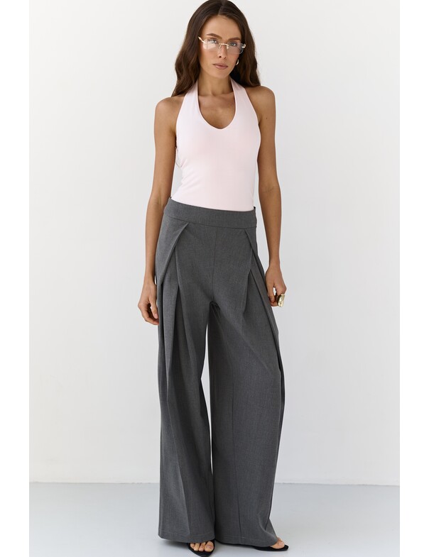 Майка с открытой спиной